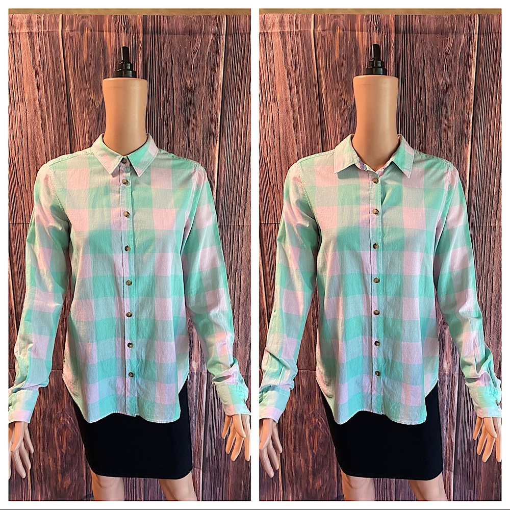 H & M label of graded goods small pastel pink & sea foam green plaid button down